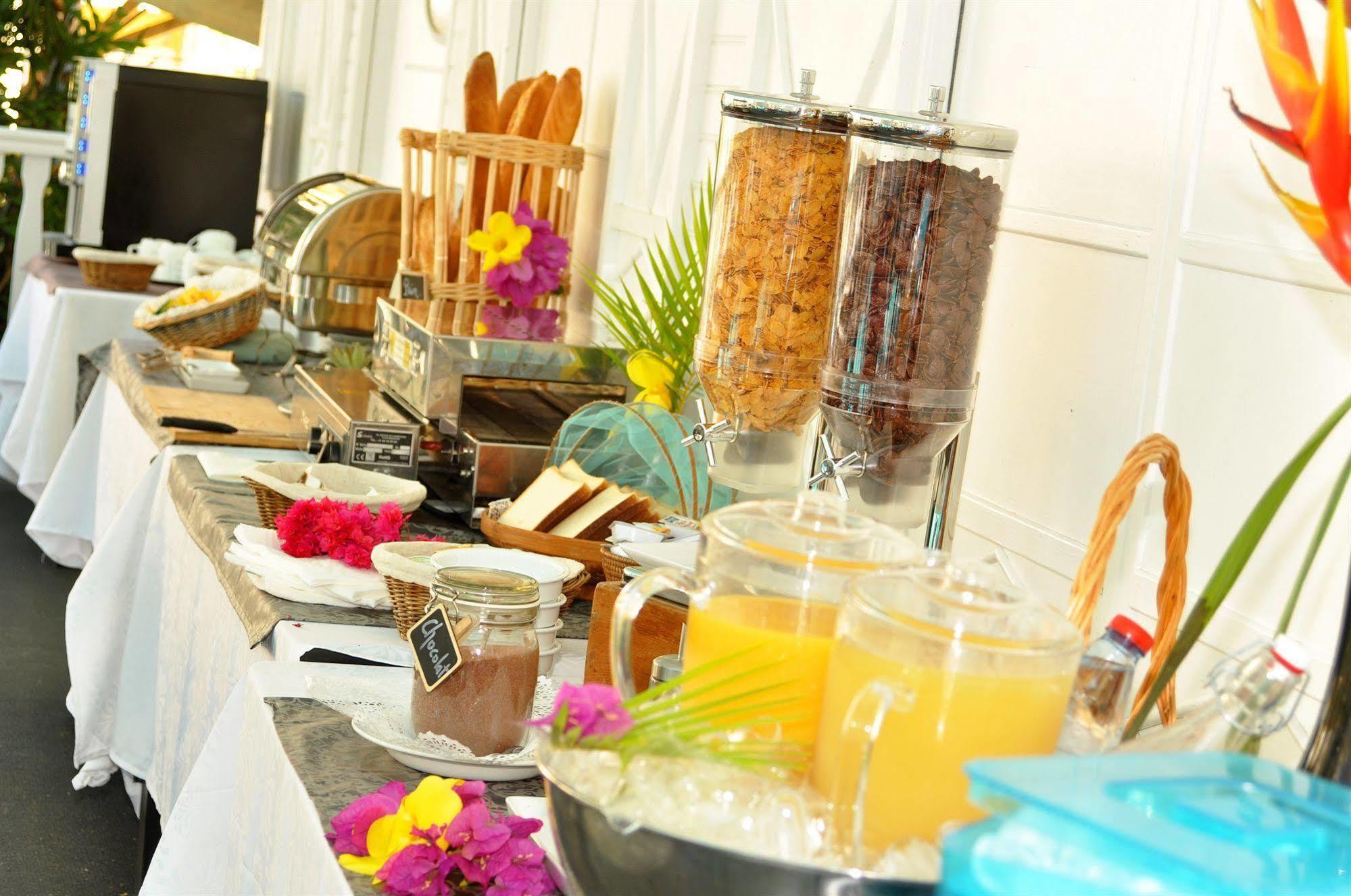 Hotel Exsel Ermitage Saint-Gilles-les Bains Εξωτερικό φωτογραφία